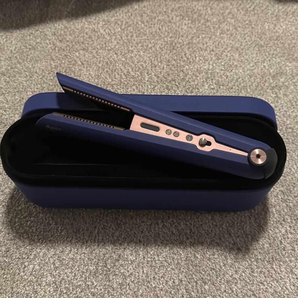 SOLD Dyson Corrale Limited Edition Styler Straightener